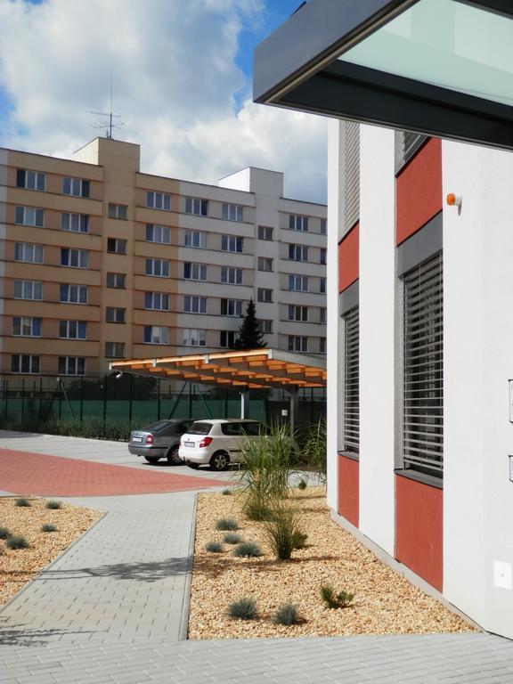 Ubytovaci Zarizeni Koleje Pedagog تشيسكي بوديوفيتسه المظهر الخارجي الصورة
